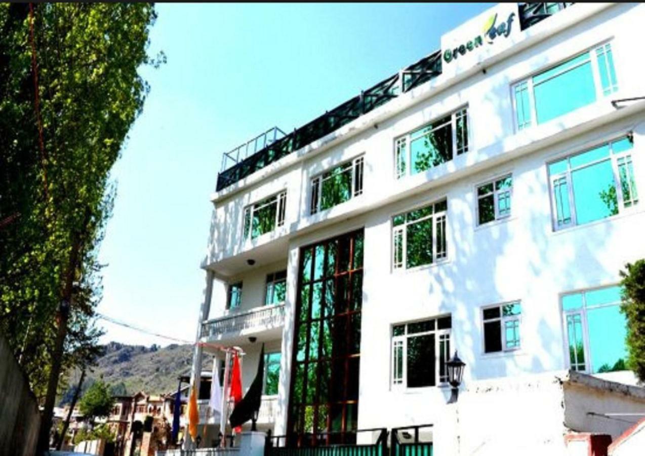 Hotel Green Leaf Srinagar Kültér fotó